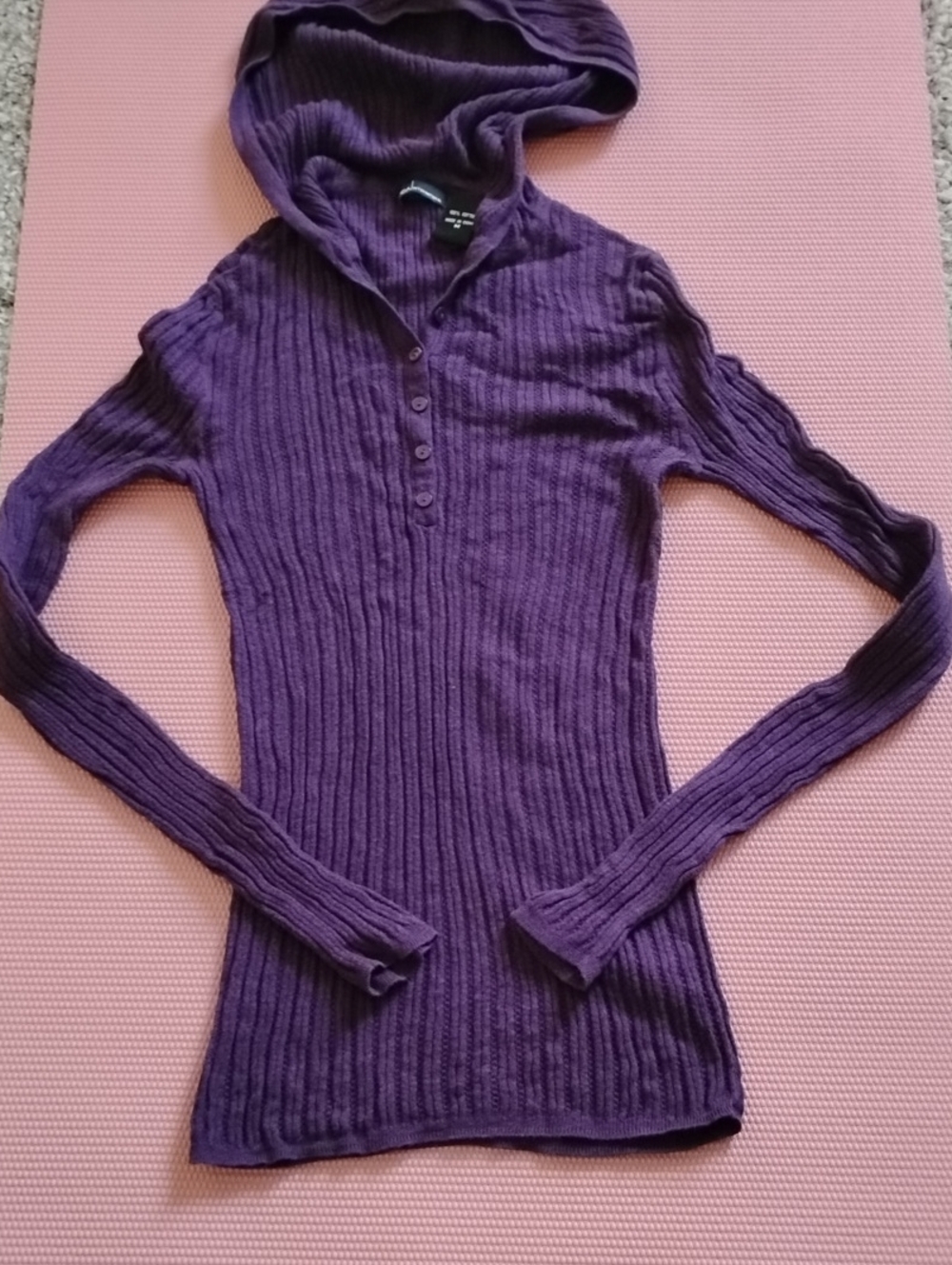 Moda International Featherlight Henley